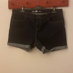 NWOT sz 16 4” inseam shorts